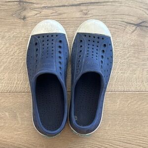 Size C13 navy blue natives